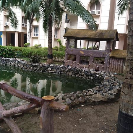 La Platina Premium Suites, Near Puri Sea Beach Экстерьер фото