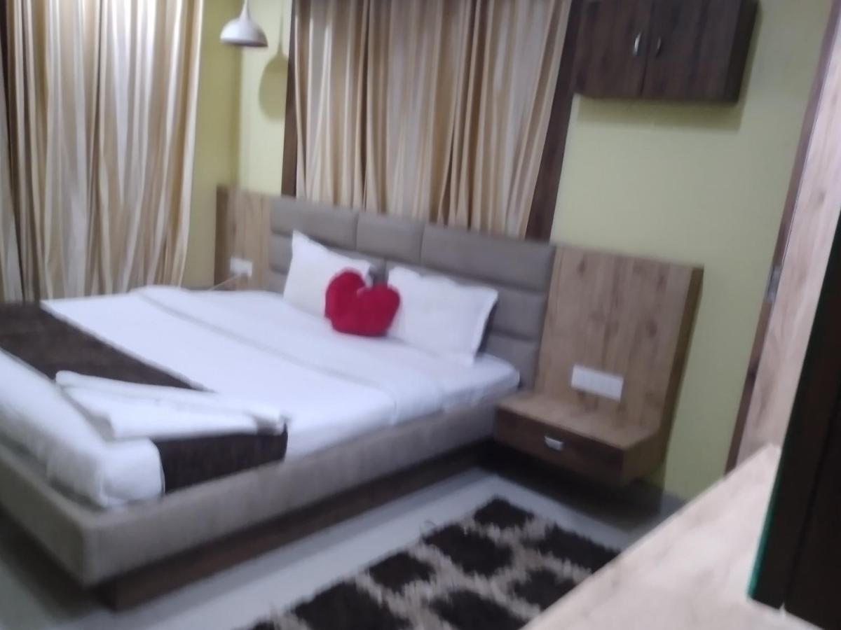 La Platina Premium Suites, Near Puri Sea Beach Экстерьер фото