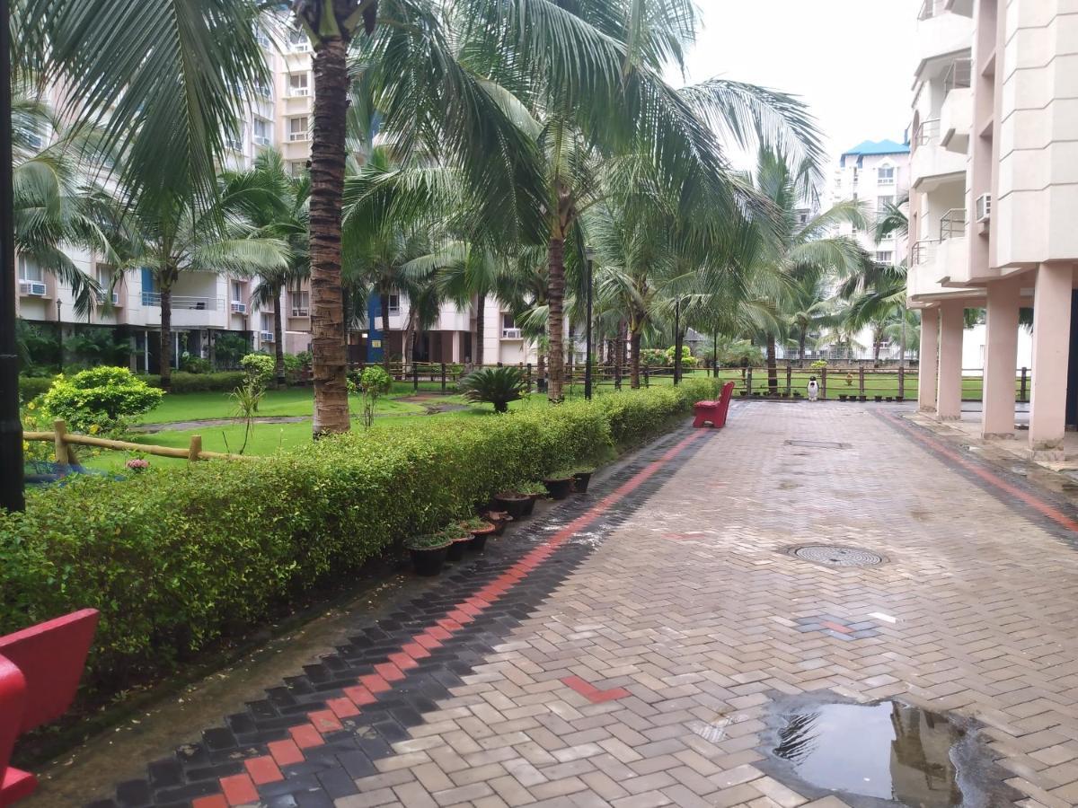 La Platina Premium Suites, Near Puri Sea Beach Экстерьер фото