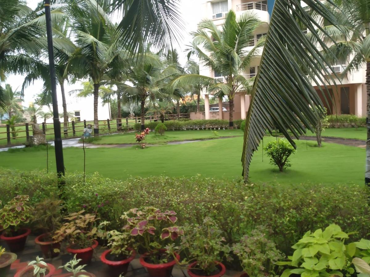La Platina Premium Suites, Near Puri Sea Beach Экстерьер фото