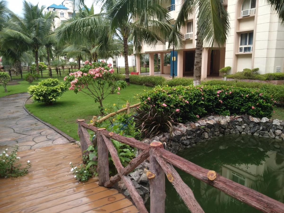 La Platina Premium Suites, Near Puri Sea Beach Экстерьер фото