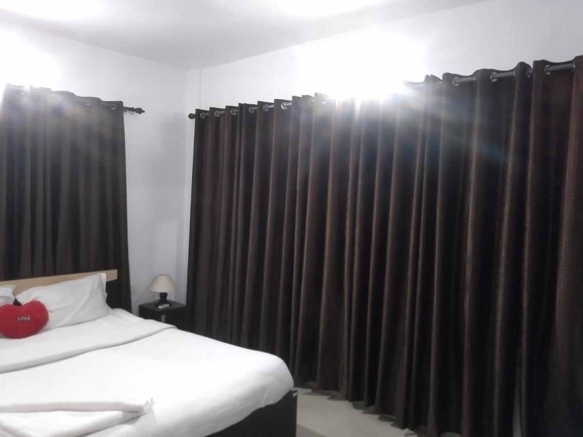 La Platina Premium Suites, Near Puri Sea Beach Экстерьер фото