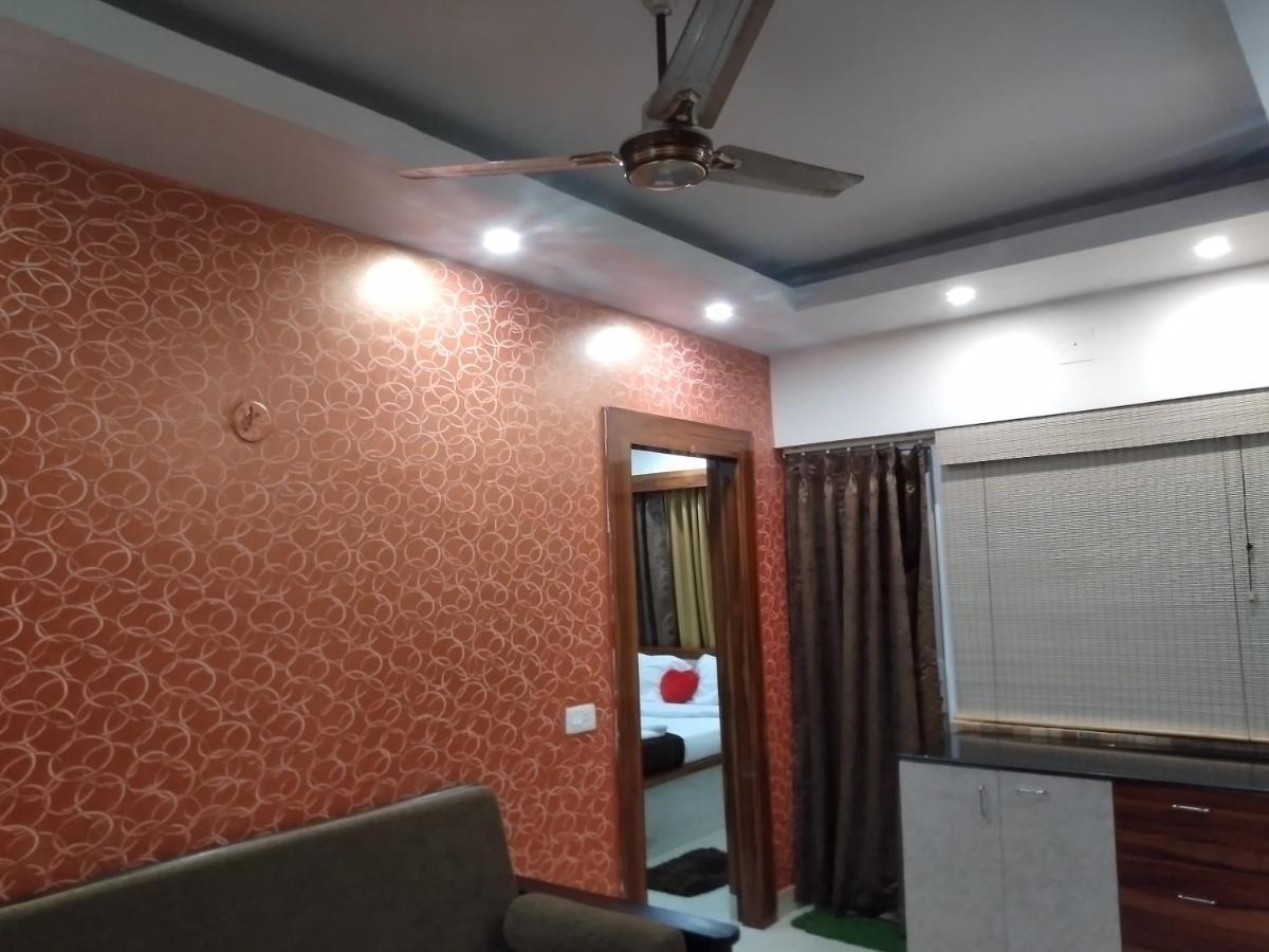 La Platina Premium Suites, Near Puri Sea Beach Экстерьер фото
