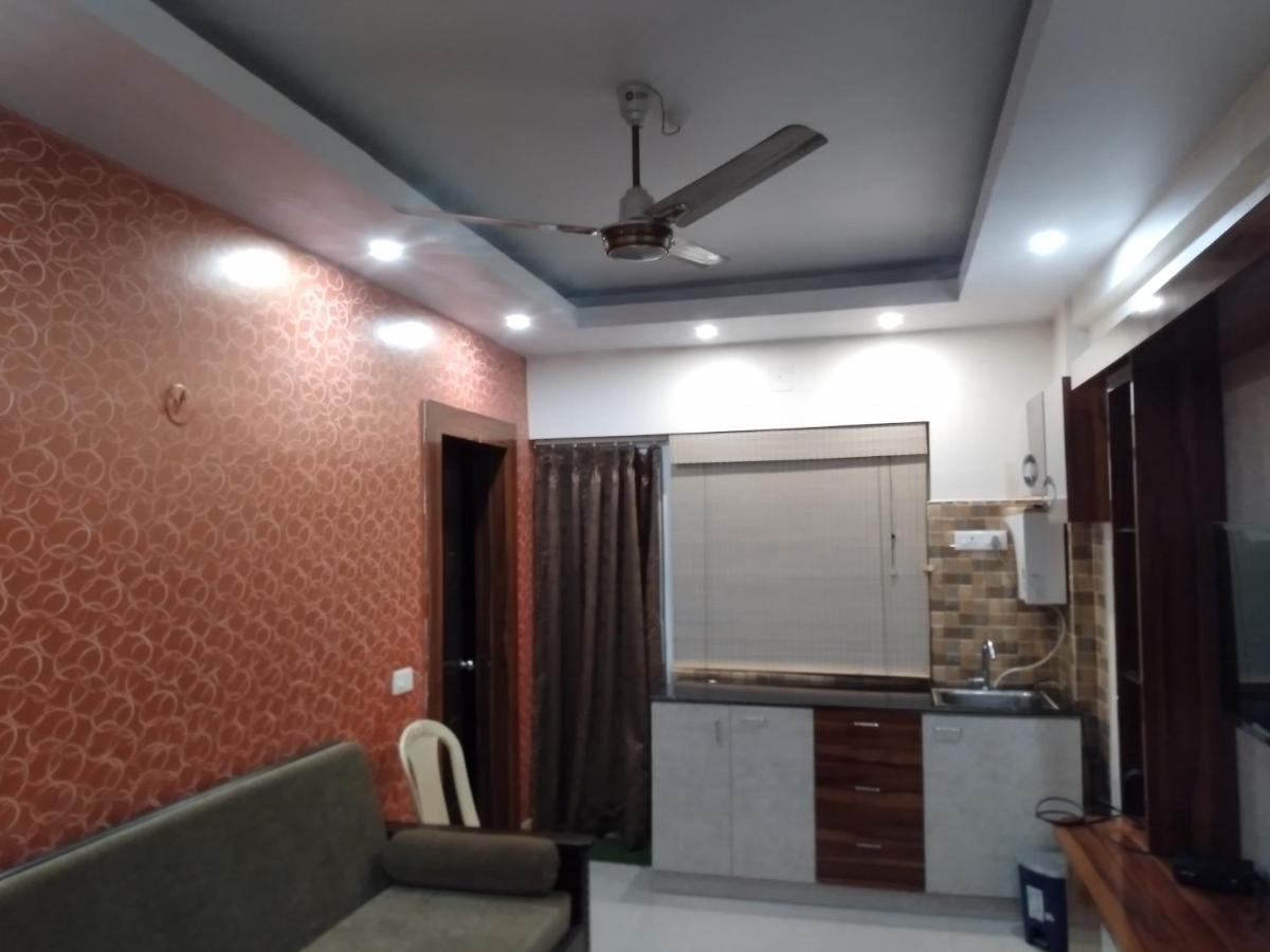La Platina Premium Suites, Near Puri Sea Beach Экстерьер фото