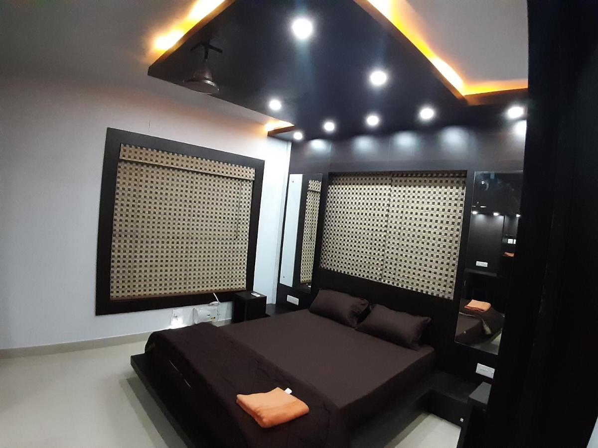 La Platina Premium Suites, Near Puri Sea Beach Экстерьер фото