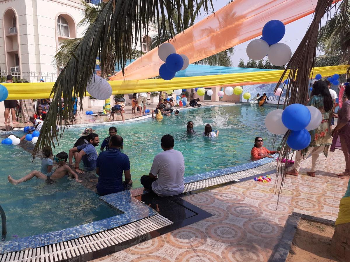 La Platina Premium Suites, Near Puri Sea Beach Экстерьер фото